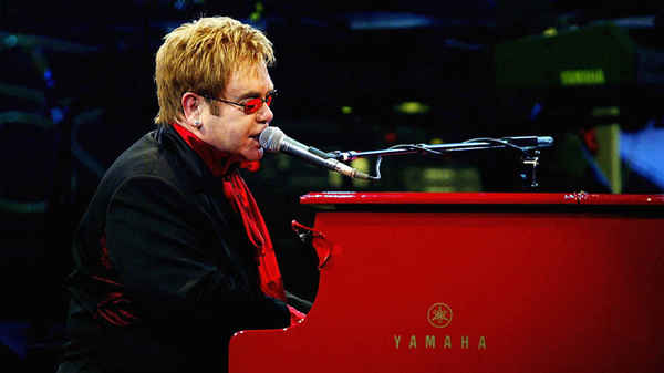 Elton John - The Red Piano Poster 3