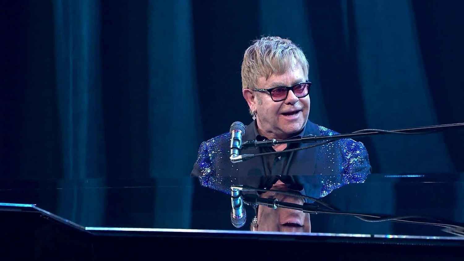 Elton John - Wonderful Crazy Night