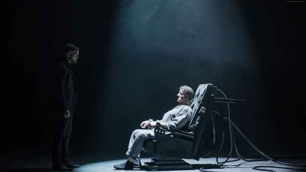 Escape Plan 2: Hades Poster 1