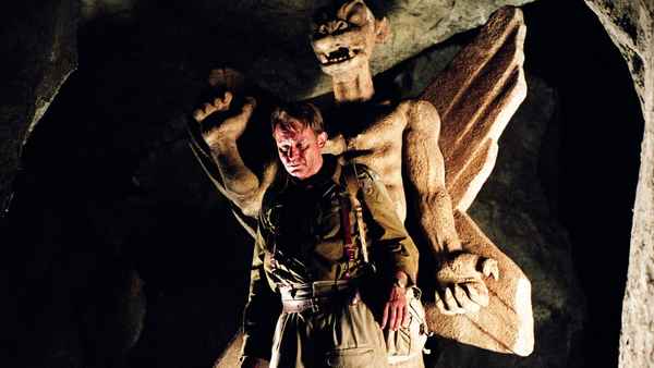 Exorcist: The Beginning Poster 7