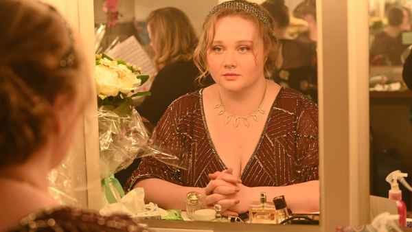 Falling for Figaro Poster 7