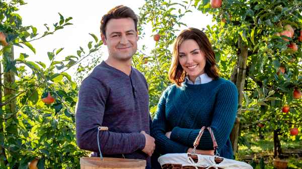 Falling for You Poster 3