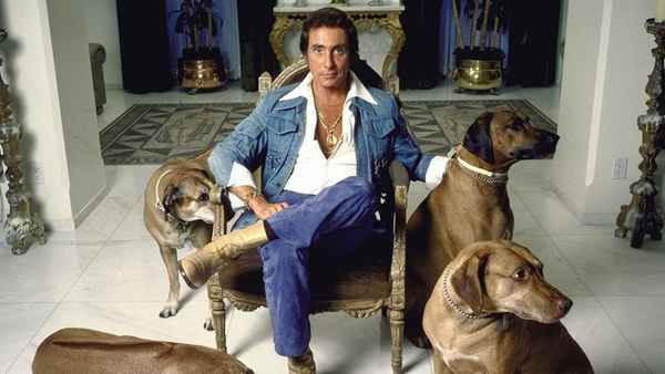 Filthy Gorgeous: The Bob Guccione Story Poster 1