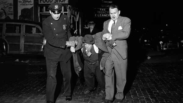 Finding Vivian Maier Poster 1