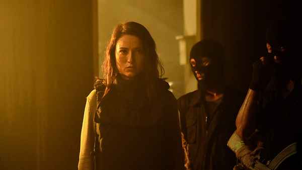 Foxtrot Six Poster 5