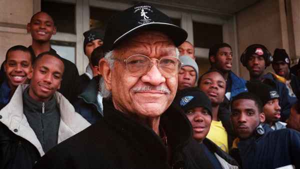 From Paseo To Pembroke: Kansas City's Golden Age Poster 4