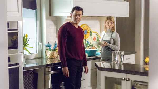 Garage Sale Mystery: The Beach Murder Poster 4