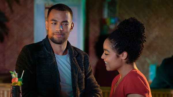 Ghosting: The Spirit of Christmas Poster 7