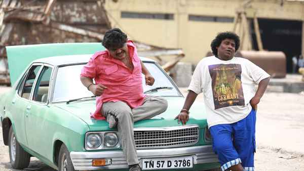 Gulaebaghavali Poster 2