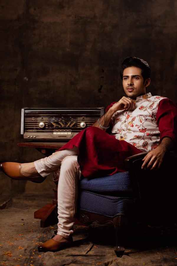 Harir Looter Batasa Poster 1