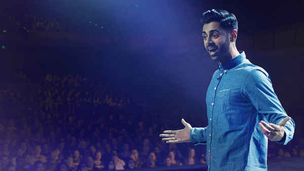 Hasan Minhaj: Homecoming King Poster 3