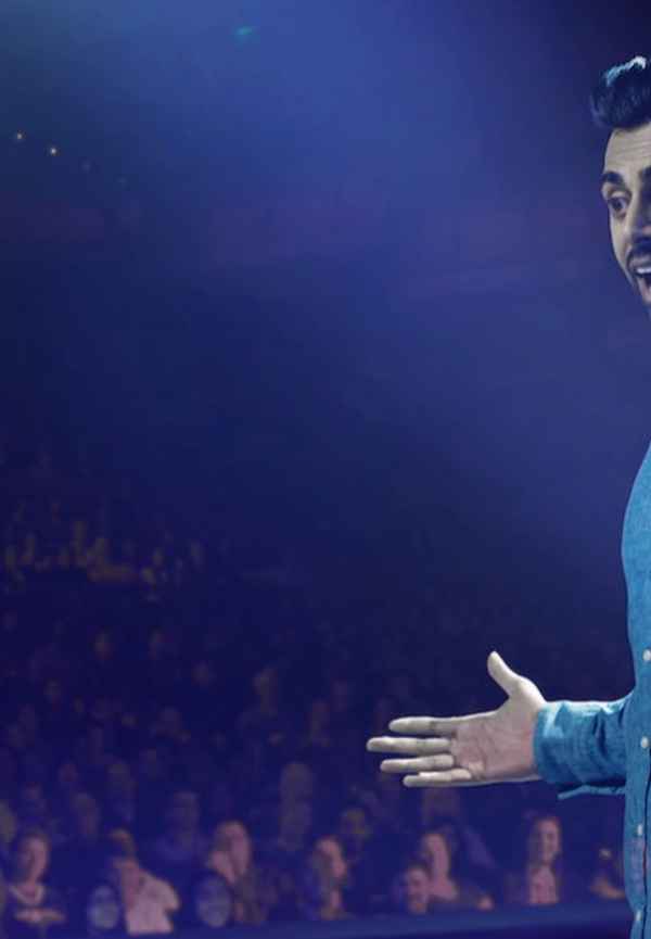 Hasan Minhaj: Homecoming King Poster 5