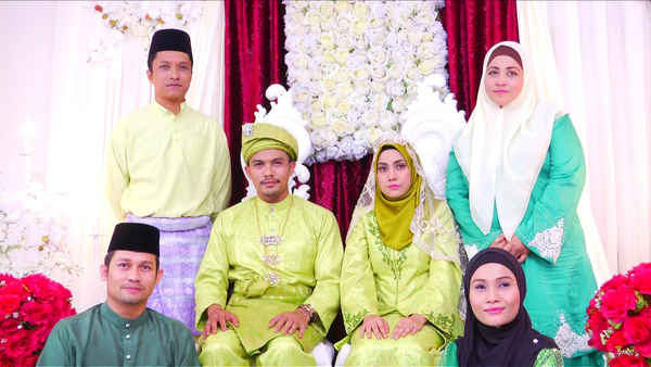 Hati Perempuan Poster 4