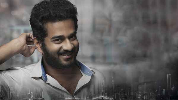 Heads & Tales Poster 6