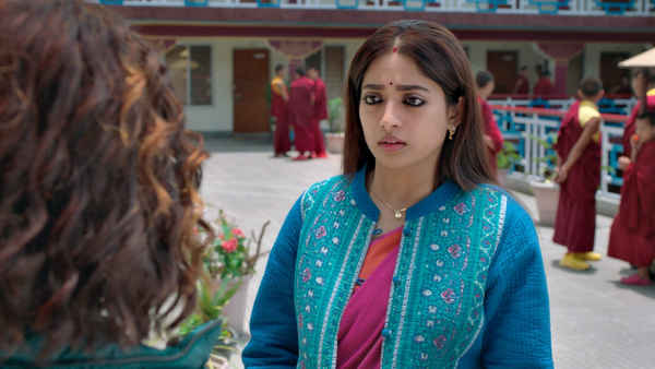 Hello Remember Me Poster 7