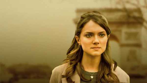 Her Deadly Night in Paris Poster 1