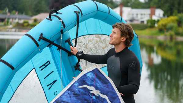 High Flying Romance Poster 1