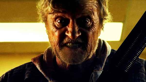 Hobo with a Shotgun Poster 1