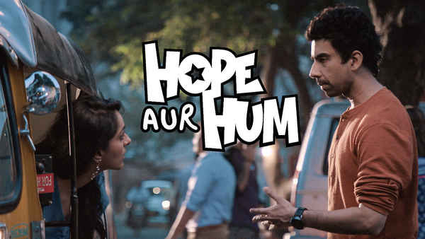 Hope Aur Hum Poster 3