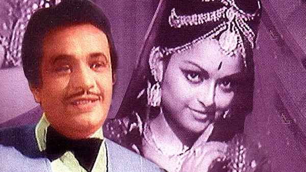 Hotel Snow Fox Poster 6