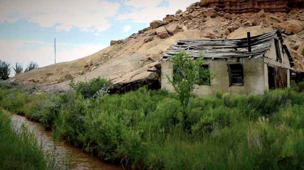 Hunt for the Skinwalker Poster 5