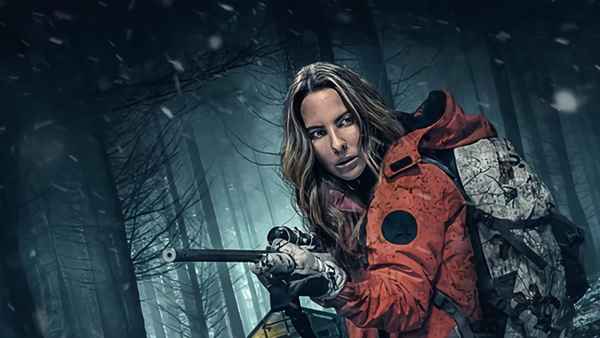 Hunting Ava Bravo Poster 5