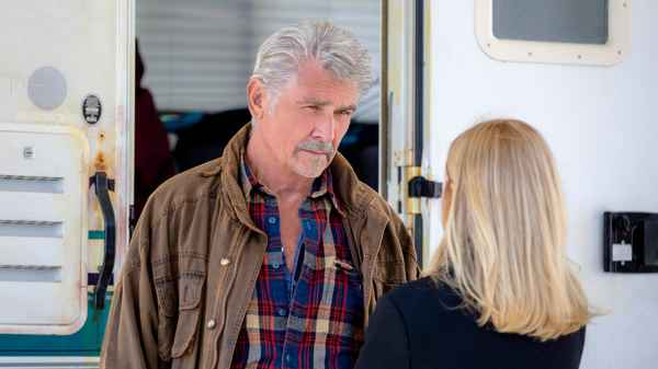 I'll Be Home for Christmas Poster 3