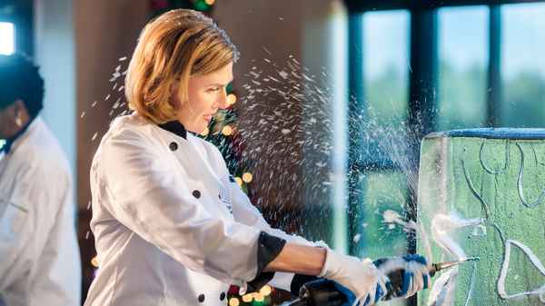 Ice Sculpture Christmas Poster 7