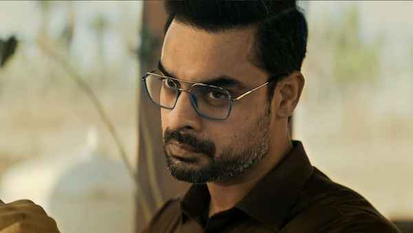 Identity (ഐഡന്റിറ്റി) Poster 1