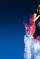 Iliza Shlesinger: Freezing Hot Poster 5