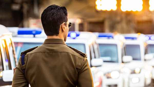 Indian Police Force (इंडियन पुलिस फ़ोर्स) Poster 4