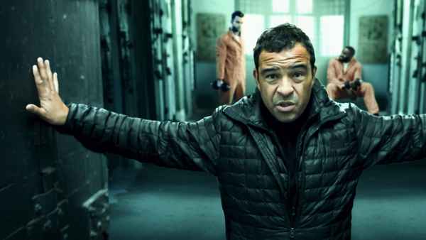 Inside the World’s Toughest Prisons Poster 3