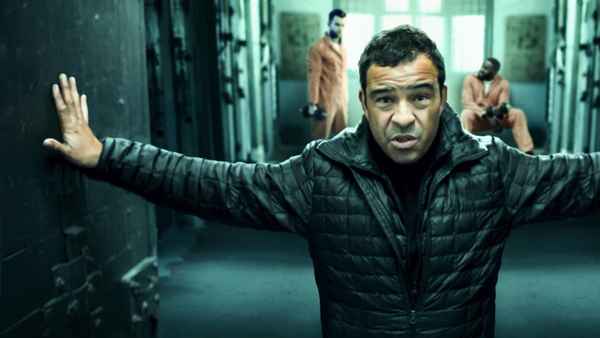 Inside the World’s Toughest Prisons Poster 4