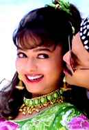 Intlo Illalu Vantintlo Priyuralu Poster 5