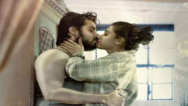 Ispade Rajavum Idhaya Raniyum Poster 7