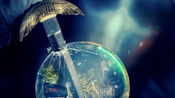 It’s A Wonderful Knife Poster 3