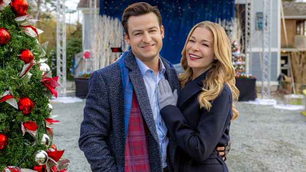 It's Christmas, Eve Poster 6