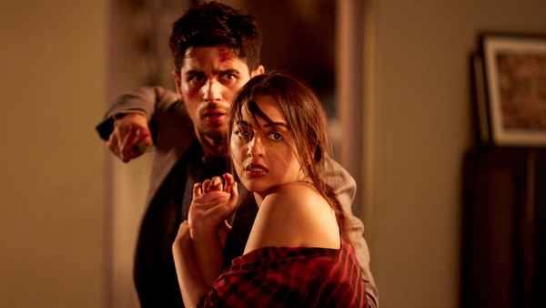 Ittefaq Poster 3