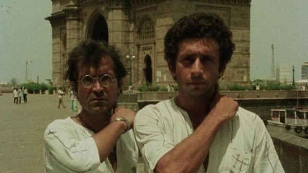 Jaane Bhi Do Yaaro Poster 2