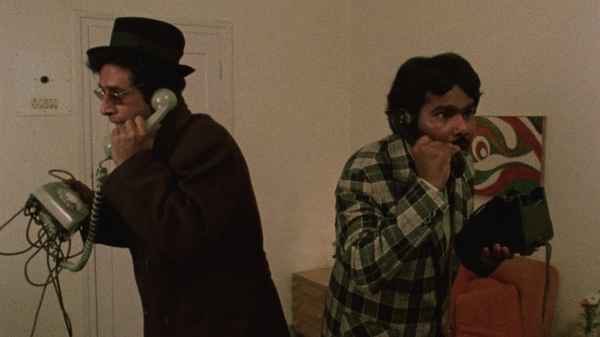 Jaane Bhi Do Yaaro Poster 3