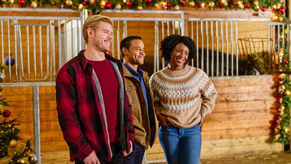 Jingle Bell Princess Poster 5