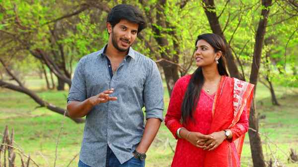 Jomonte Suvisheshangal Poster 5