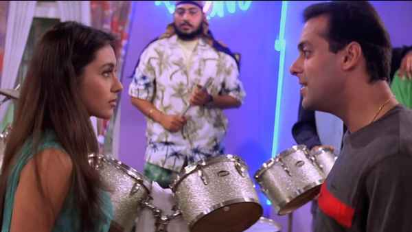 Kahin Pyaar Na Ho Jaaye Poster 4