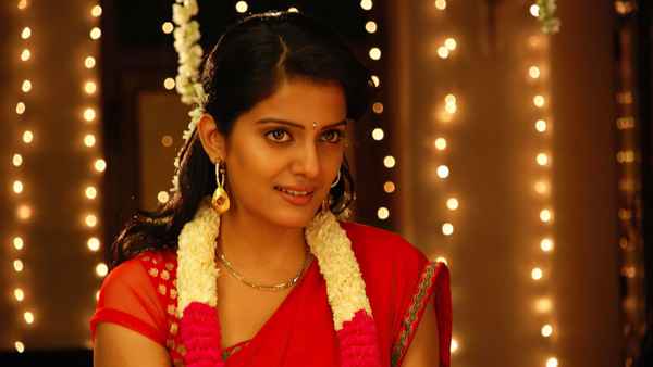 Kanna Laddu Thinna Aasaiya Poster 4