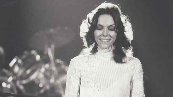 Karen Carpenter: Starving for Perfection Poster 2