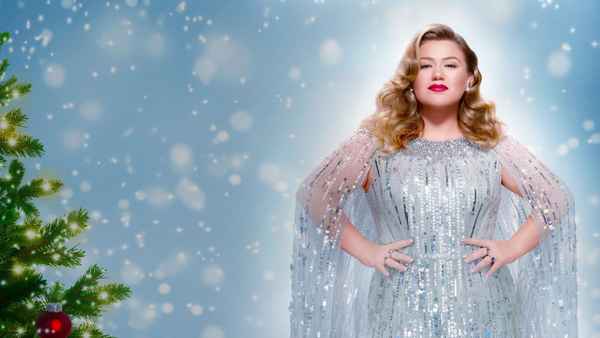 Kelly Clarkson Presents: When Christmas Comes Around Poster 1