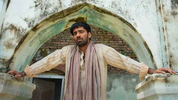 Khakee: The Bihar Chapter Poster 5