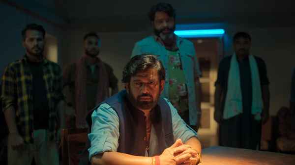 Khakee: The Bihar Chapter Poster 3