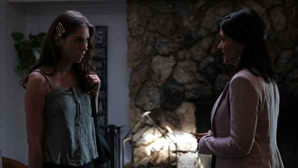 Killer Stepmom Poster 3