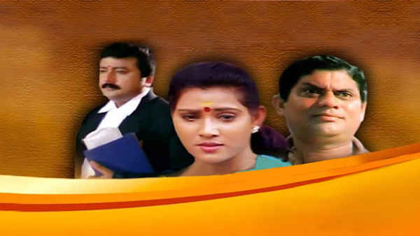 Kilukil Pambaram Poster 5